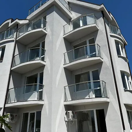 мег сий вю *